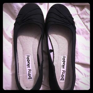 Women’s flats